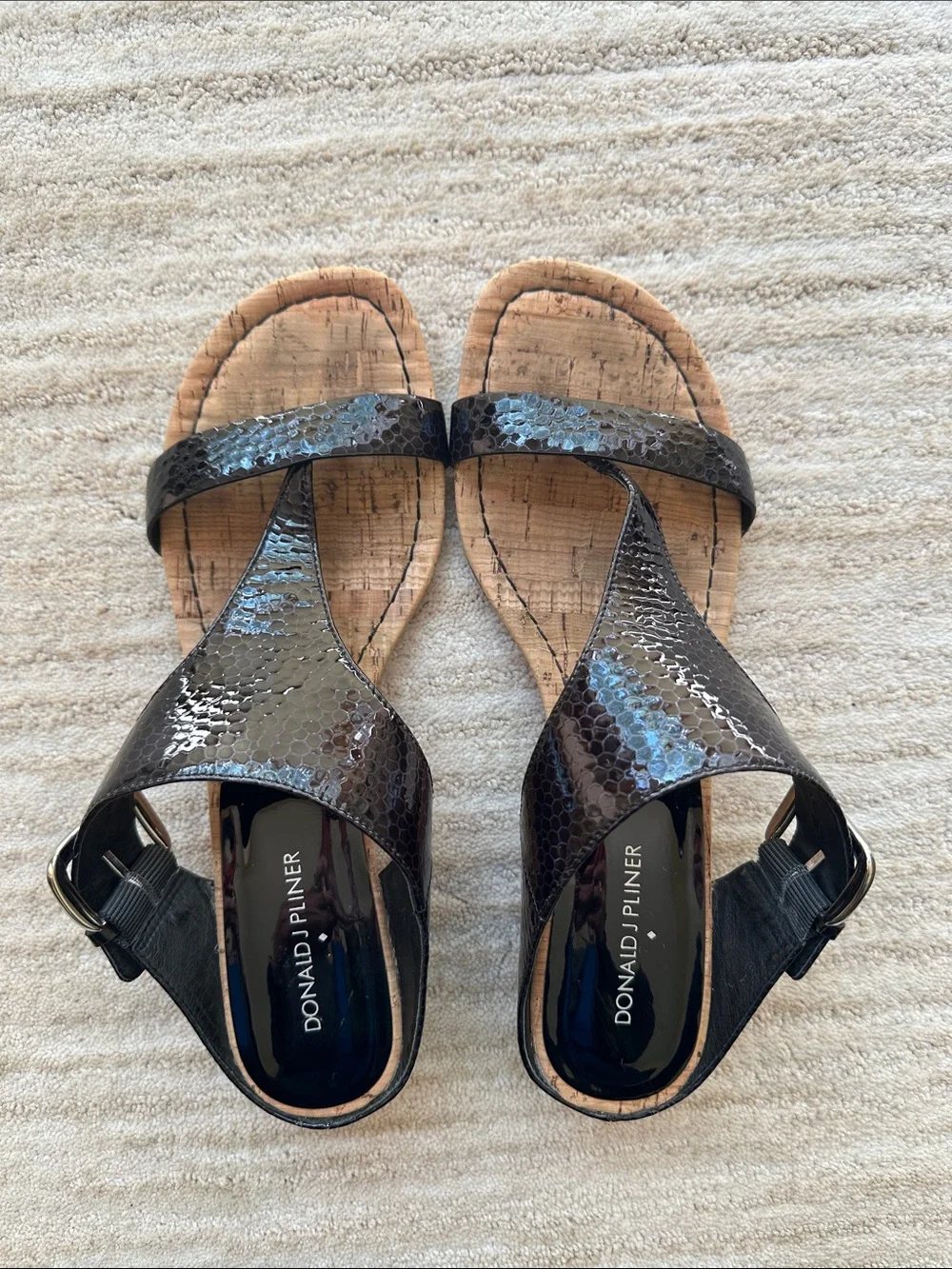 Donald J Pliner Doli Leather Buckle Cork Wedge Sandals Shoes Black Patent 9.5